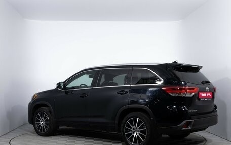 Toyota Highlander III, 2019 год, 3 195 000 рублей, 7 фотография