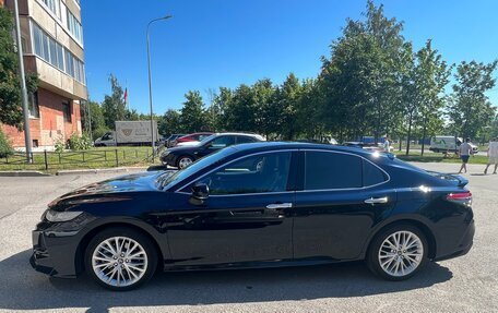 Toyota Camry, 2019 год, 3 100 000 рублей, 4 фотография