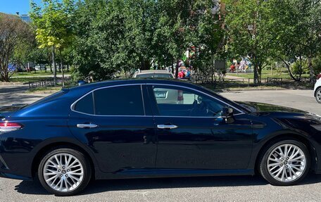Toyota Camry, 2019 год, 3 100 000 рублей, 5 фотография