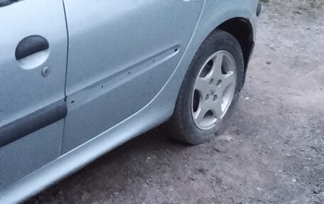 Peugeot 206, 2001 год, 100 000 рублей, 1 фотография