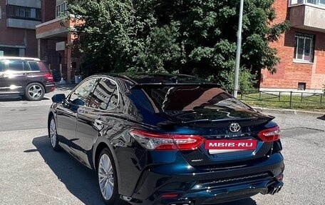 Toyota Camry, 2019 год, 3 100 000 рублей, 6 фотография