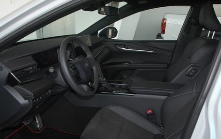 Toyota Camry, 2024 год, 4 899 900 рублей, 14 фотография