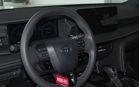 Toyota Camry, 2024 год, 4 899 900 рублей, 15 фотография
