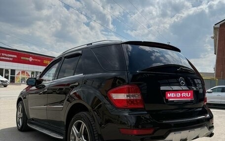Mercedes-Benz M-Класс, 2010 год, 2 350 000 рублей, 3 фотография