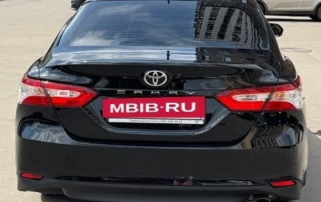 Toyota Camry, 2022 год, 3 400 000 рублей, 3 фотография