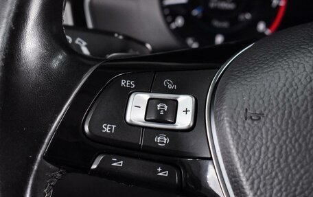 Volkswagen Passat B8 рестайлинг, 2019 год, 2 049 000 рублей, 18 фотография