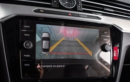 Volkswagen Passat B8 рестайлинг, 2019 год, 2 049 000 рублей, 12 фотография