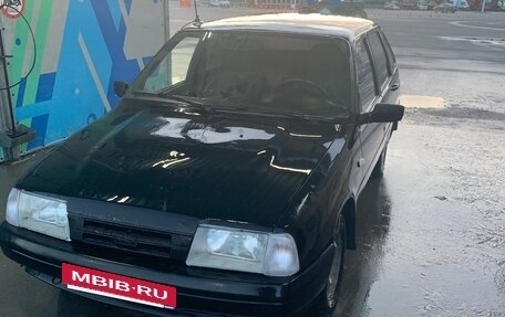ИЖ 2126 «Ода», 2004 год, 140 000 рублей, 3 фотография