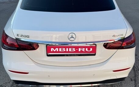 Mercedes-Benz E-Класс, 2021 год, 4 450 000 рублей, 4 фотография
