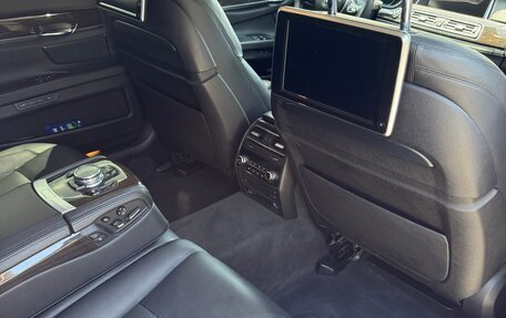 BMW 7 серия, 2015 год, 2 400 000 рублей, 6 фотография
