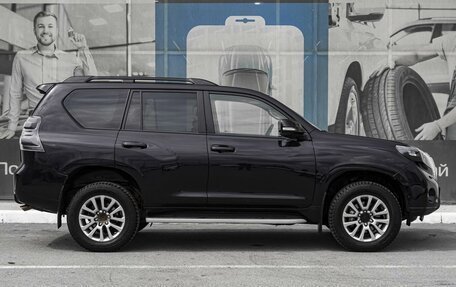 Toyota Land Cruiser Prado 150 рестайлинг 2, 2017 год, 3 149 000 рублей, 5 фотография