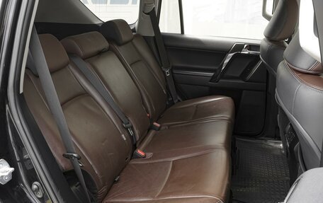 Toyota Land Cruiser Prado 150 рестайлинг 2, 2017 год, 3 149 000 рублей, 7 фотография