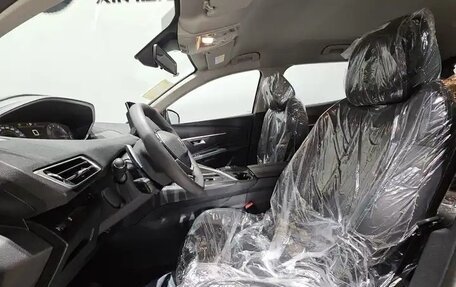 Peugeot 4008, 2025 год, 2 300 000 рублей, 9 фотография