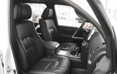 Toyota Land Cruiser 200, 2018 год, 8 099 000 рублей, 8 фотография