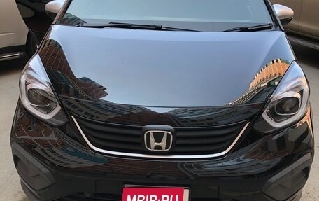 Honda Fit, 2020 год, 1 700 000 рублей, 3 фотография