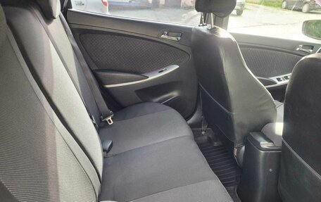 Hyundai Solaris II рестайлинг, 2012 год, 780 000 рублей, 5 фотография