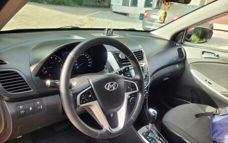 Hyundai Solaris II рестайлинг, 2012 год, 780 000 рублей, 7 фотография