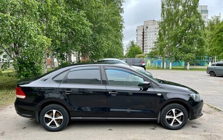 Volkswagen Polo VI (EU Market), 2011 год, 720 000 рублей, 3 фотография