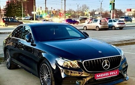 Mercedes-Benz E-Класс, 2018 год, 3 800 000 рублей, 2 фотография