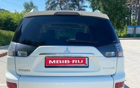 Mitsubishi Outlander III рестайлинг 3, 2008 год, 1 330 000 рублей, 4 фотография