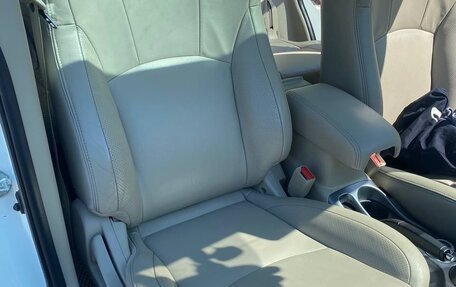 Mitsubishi Outlander III рестайлинг 3, 2008 год, 1 330 000 рублей, 15 фотография