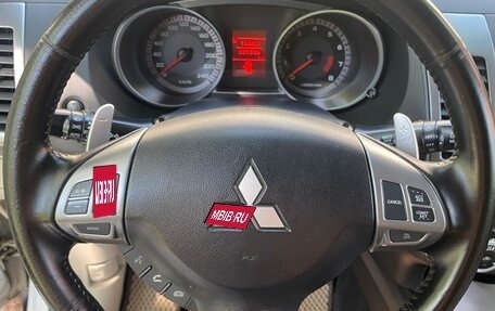 Mitsubishi Outlander III рестайлинг 3, 2008 год, 1 330 000 рублей, 18 фотография