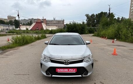 Toyota Camry, 2015 год, 2 000 000 рублей, 3 фотография