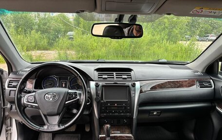 Toyota Camry, 2015 год, 2 000 000 рублей, 11 фотография