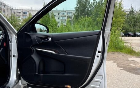 Toyota Camry, 2015 год, 2 000 000 рублей, 17 фотография