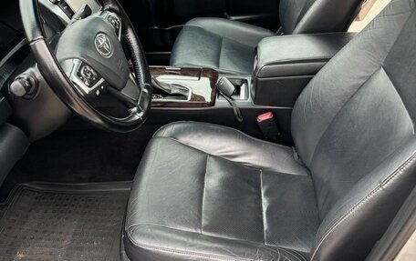 Toyota Camry, 2015 год, 2 000 000 рублей, 14 фотография
