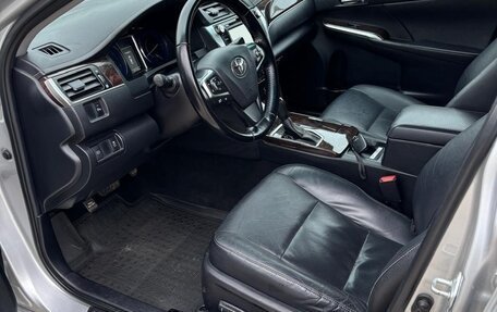 Toyota Camry, 2015 год, 2 000 000 рублей, 20 фотография