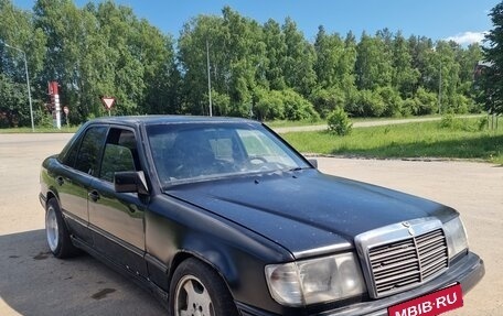 Mercedes-Benz W124, 1988 год, 220 000 рублей, 2 фотография