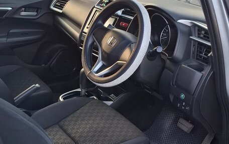 Honda Fit III, 2015 год, 1 300 000 рублей, 4 фотография