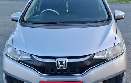 Honda Fit III, 2015 год, 1 300 000 рублей, 6 фотография