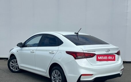 Hyundai Solaris II рестайлинг, 2018 год, 1 325 000 рублей, 4 фотография