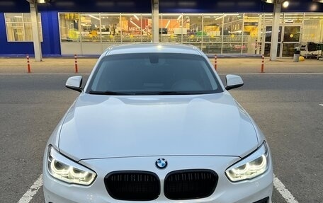 BMW 1 серия, 2018 год, 1 800 000 рублей, 1 фотография