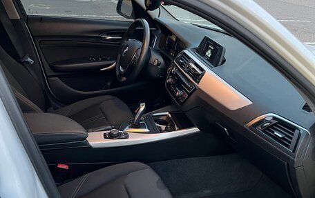 BMW 1 серия, 2018 год, 1 800 000 рублей, 9 фотография