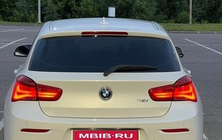 BMW 1 серия, 2018 год, 1 800 000 рублей, 4 фотография