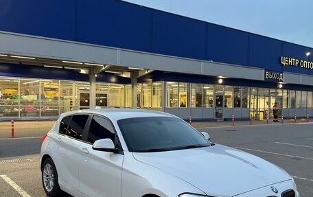 BMW 1 серия, 2018 год, 1 800 000 рублей, 6 фотография