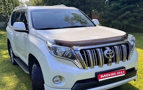 Toyota Land Cruiser Prado 150 рестайлинг 2, 2014 год, 4 100 000 рублей, 10 фотография