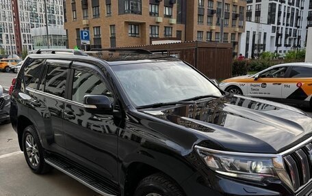 Toyota Land Cruiser Prado 150 рестайлинг 2, 2020 год, 6 650 000 рублей, 5 фотография