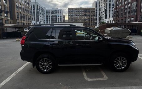 Toyota Land Cruiser Prado 150 рестайлинг 2, 2020 год, 6 650 000 рублей, 4 фотография