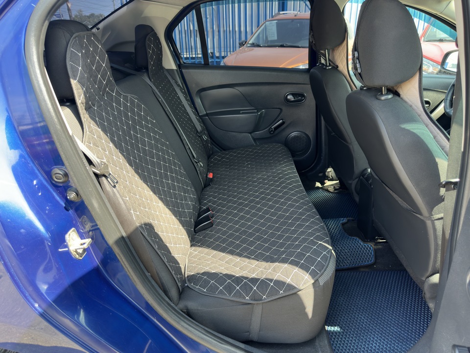 Renault Logan II, 2017 год, 745 000 рублей, 23 фотография