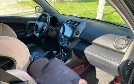 Toyota RAV4, 2011 год, 1 250 000 рублей, 10 фотография