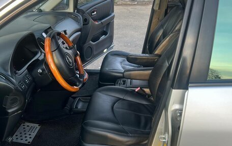 Lexus RX IV рестайлинг, 2000 год, 750 000 рублей, 6 фотография