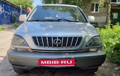Lexus RX IV рестайлинг, 2000 год, 750 000 рублей, 4 фотография