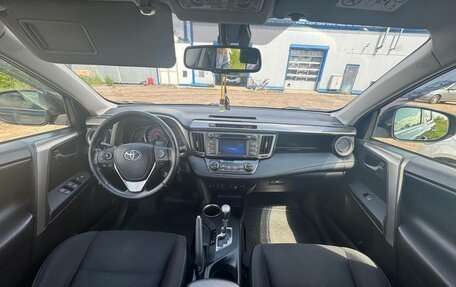 Toyota RAV4, 2014 год, 1 700 000 рублей, 7 фотография