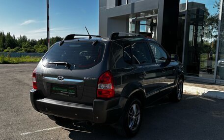 Hyundai Tucson III, 2006 год, 750 000 рублей, 3 фотография