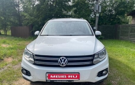 Volkswagen Tiguan I, 2014 год, 1 450 000 рублей, 2 фотография