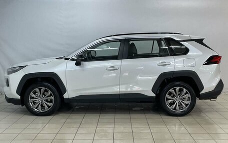 Toyota RAV4, 2024 год, 3 790 000 рублей, 9 фотография